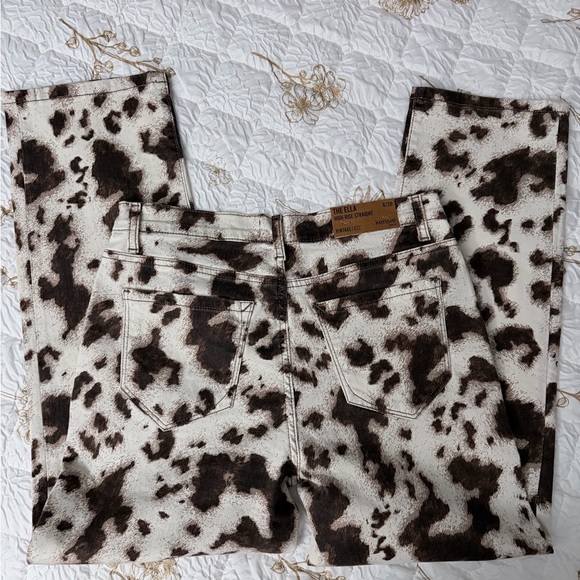 Kensie High Rise Cow Print Jeans - Brown and White - Picture 2 of 6
